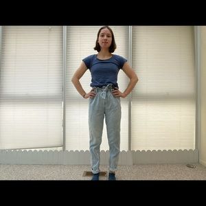 Light Blue Mom Jeans w/ Tie Front. Size US 6